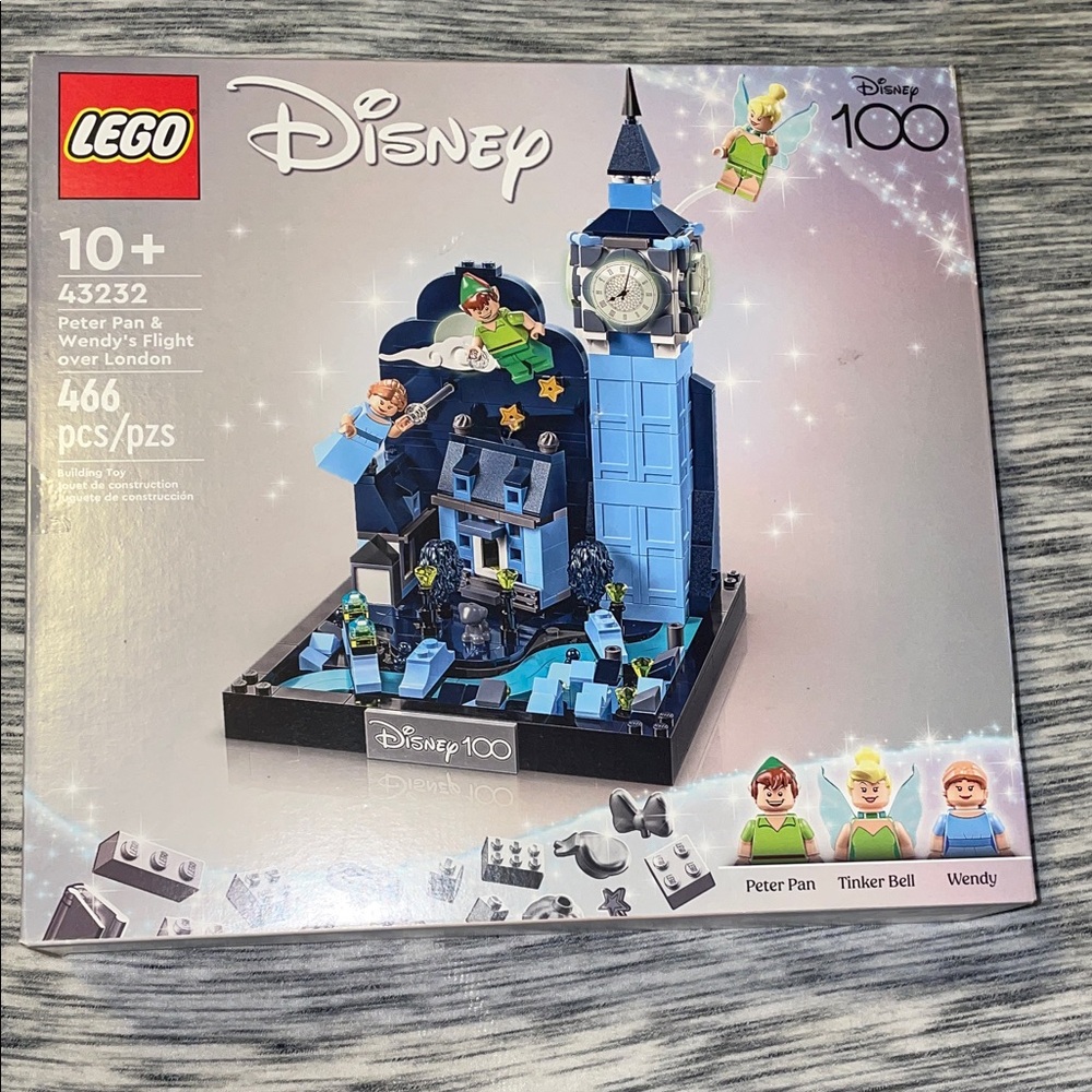 LEGO Disney Peter Pan & Wendy's Flight Over London Set - Blue and Black